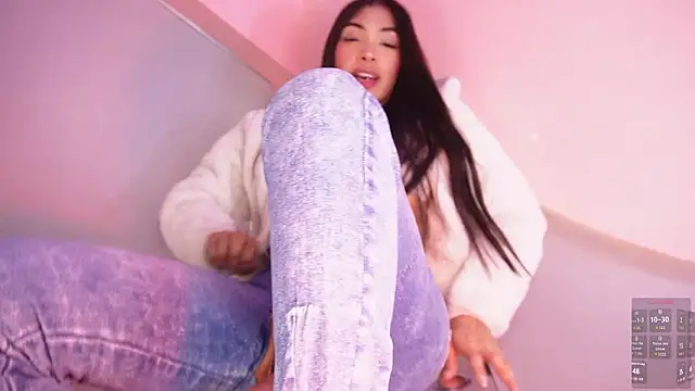 larastanford1 online show from 7, 3, 2026