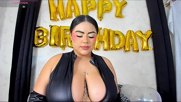 NAHIARA LEE online show from 15, 6, 2026