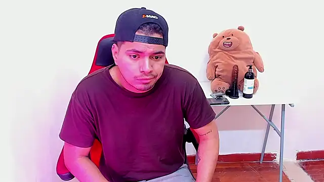 EnriquevillaF online show from 14, 2, 2025