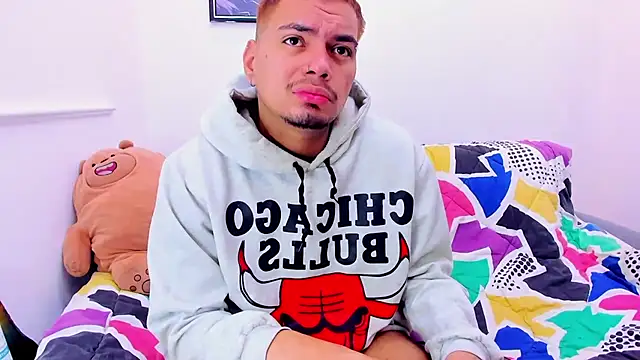 EnriquevillaF online show from 10, 3, 2025
