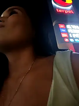 the queen of street online show from 23, 12, 2025