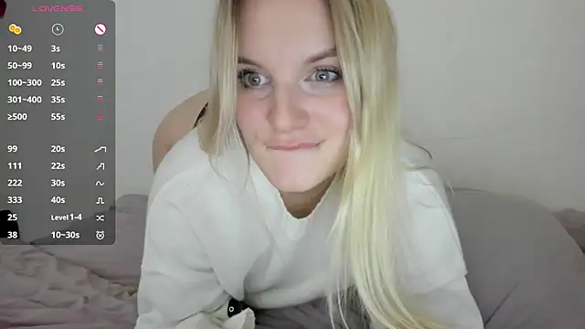 shiny bunnyyy online show from 6, 1, 2025