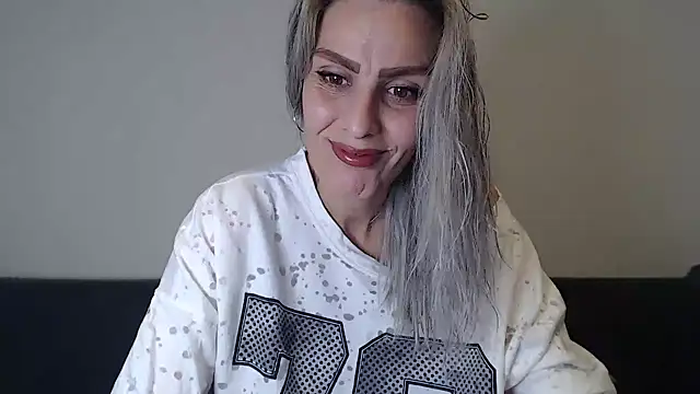 AshlineKatte online show from 7, 11, 2025