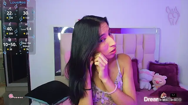 Snapshot of Silver_Rosex chatting on 29, 10, 2025 Silver Rosex online show from 29, 10, 2025