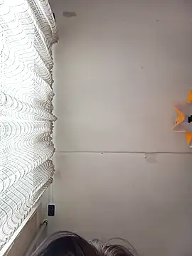 Lauren Amabel online show from 13, 2, 2026