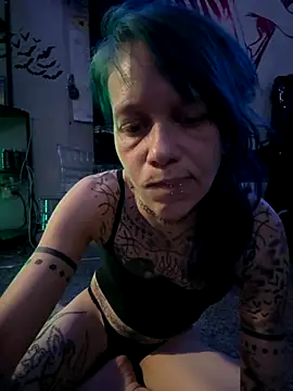 trashbrat online show from 16, 10, 2025