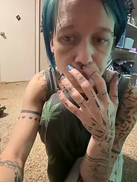 trashbrat online show from 10, 11, 2025