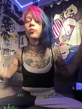Snapshot of trashbrat chatting on 28, 4, 2026 trashbrat online show from 28, 4, 2026