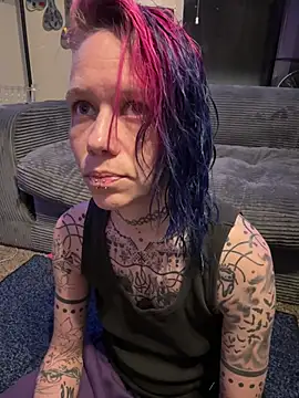 Snapshot of trashbrat chatting on 10, 6, 2026 trashbrat online show from 10, 6, 2026