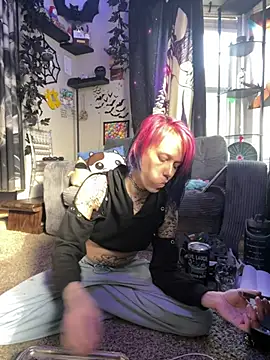 trashbrat online show from 15, 4, 2026