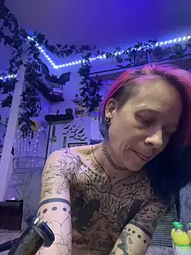 trashbrat online show from 25, 4, 2026