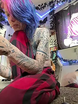 Snapshot of trashbrat chatting on 4, 6, 2026 trashbrat online show from 4, 6, 2026