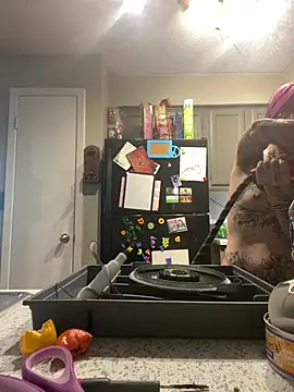 trashbrat online show from 22, 4, 2026