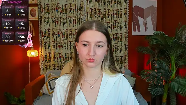 Katty Bacchus online show from 4, 3, 2025