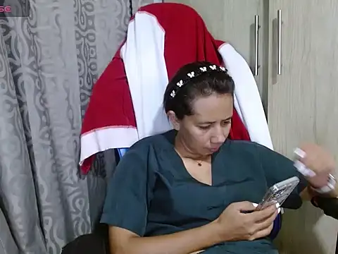 Snapshot of Danielagomez33 chatting on 31, 5, 2026 Danielagomez33 online show from 31, 5, 2026