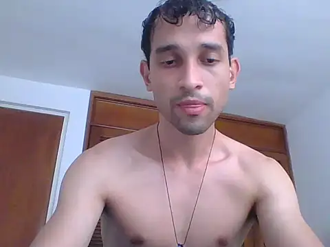 jovenvergonguapo09 online show from 27, 4, 2026