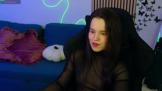 Snapshot of Harleen_Moore chatting on 10, 11, 2025 Harleen Moore online show from 10, 11, 2025