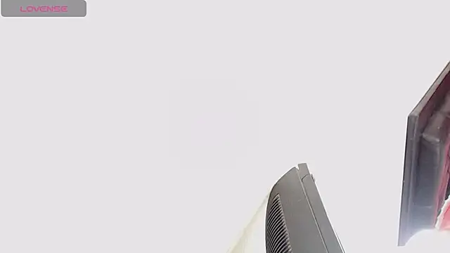Snapshot of kimberly_bellu chatting on 27, 2, 2025 kimberly bellu online show from 27, 2, 2025