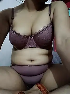 karishma kappur online show from 15, 3, 2025