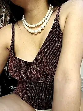 karishma kappur online show from 20, 2, 2025