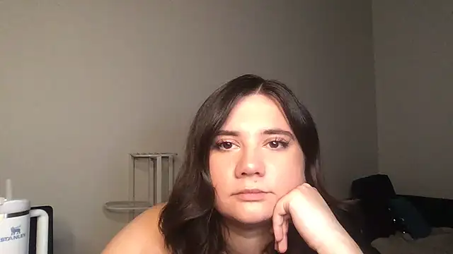 Snapshot of kylienotjenner chatting on 16, 3, 2025 kylienotjenner online show from 16, 3, 2025