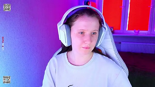 mon lola online show from 6, 4, 2026