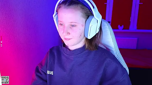 mon lola online show from 13, 11, 2025