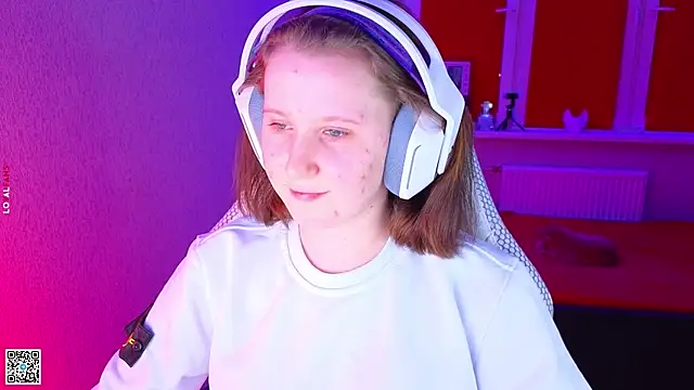 mon lola online show from 25, 11, 2025