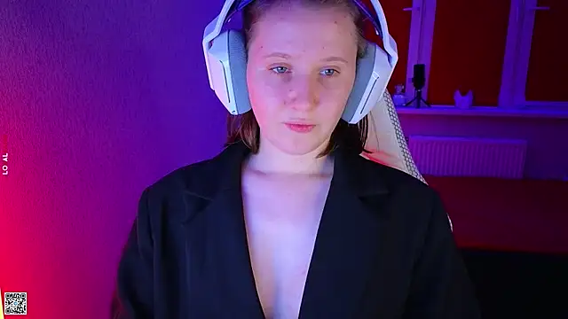 mon lola online show from 27, 10, 2025