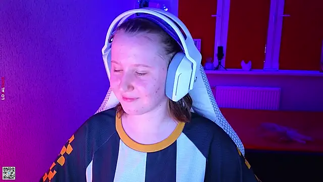 mon lola online show from 7, 11, 2025