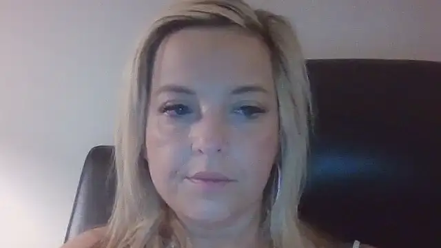 JennaLynn785 online show from 2, 2, 2025
