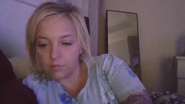 JennaLynn785 online show from 4, 2, 2025