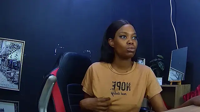 Ebonydivaxxx online show from 18, 9, 2025