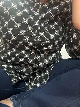 Red-Magic-25 online show from 22, 11, 2025