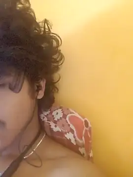 CosmicEmuu online show from 27, 3, 2026