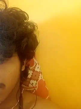 CosmicEmuu online show from 28, 3, 2026