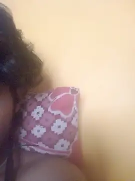 CosmicEmuu online show from 16, 2, 2026