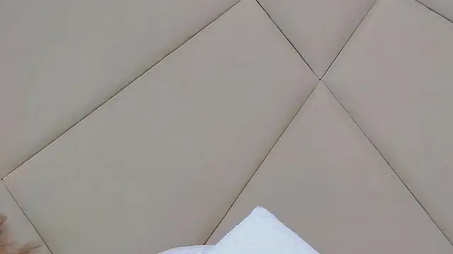 RubyLuxee online show from 12, 3, 2025