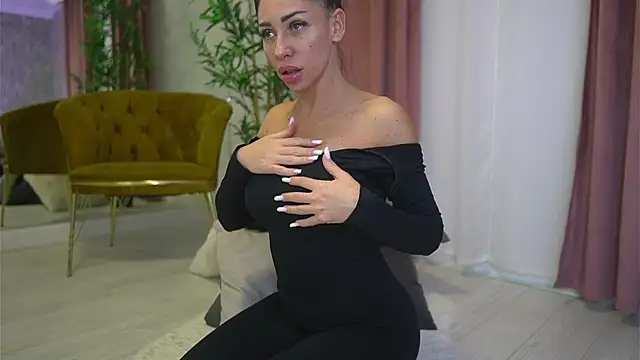 MyaBlack online show from 19, 12, 2025