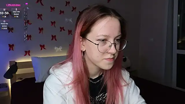 MaryBliss online show from 6, 3, 2025