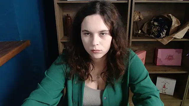 mini girly online show from 13, 10, 2025