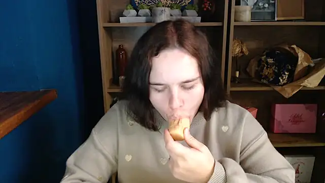 mini girly online show from 25, 10, 2025