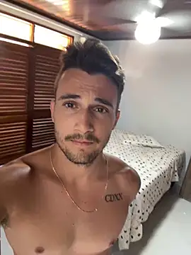 Snapshot of carvalhofelipe chatting on 7, 1, 2025 carvalhofelipe online show from 7, 1, 2025