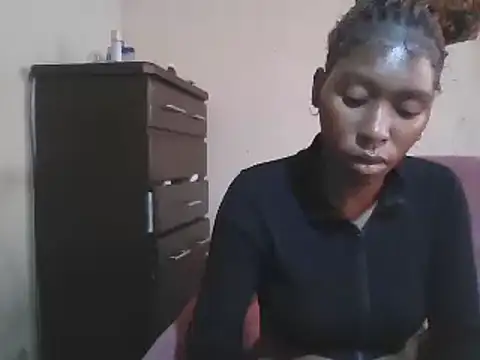 Hotdaily04 online show from 8, 10, 2025