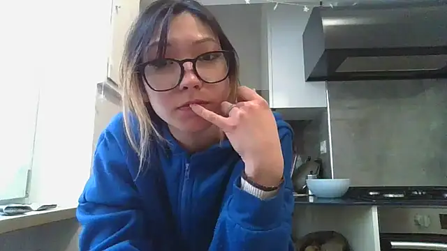 LoveFoxyQueen online show from 15, 1, 2025