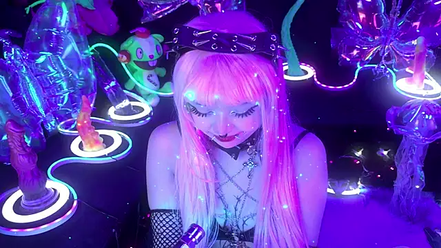 LaytonBox online show from 18, 4, 2026