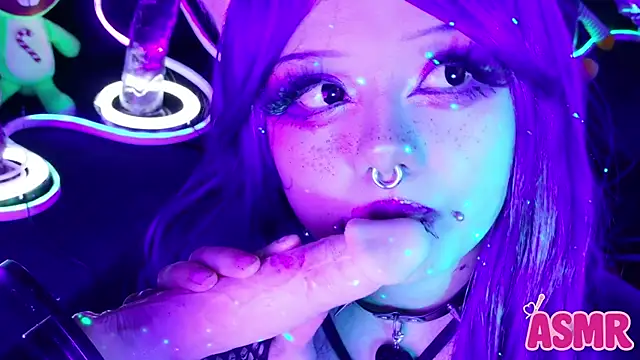 LaytonBox online show from 22, 11, 2025