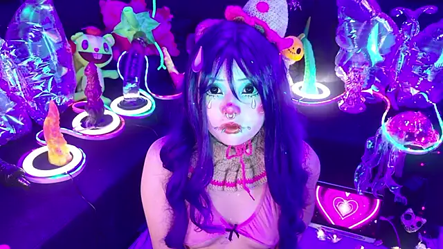 LaytonBox online show from 1, 2, 2026