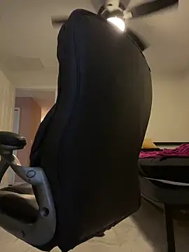 Snapshot of 32XRedBeard chatting on 11, 10, 2025 32XRedBeard online show from 11, 10, 2025