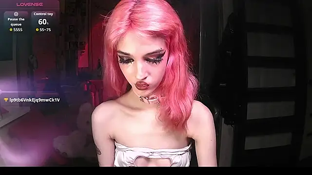 Snapshot of Ink__pleasure chatting on 17, 10, 2025 Ink pleasure online show from 17, 10, 2025